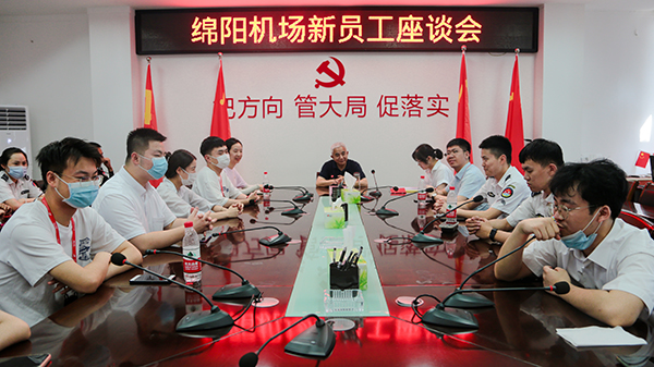 “助力鄉(xiāng)村振興，踐行艱苦奮斗” 將新員工黨性教育活動搬到對口幫扶村4.jpg